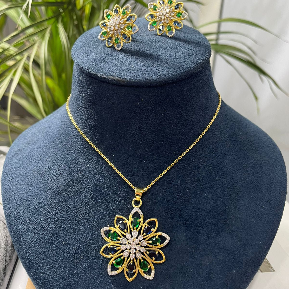 Floral Diamond Pendant Set - Main Image