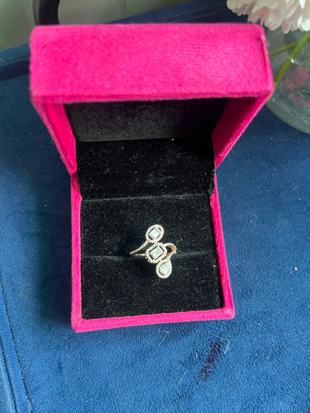 Trio ring
