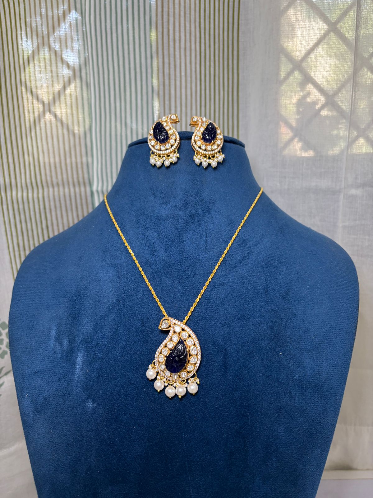 Morpankhi Pendant Set