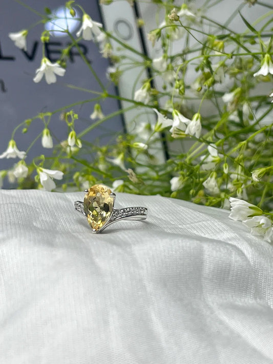 Yellow Sapphire Benefits by ETI