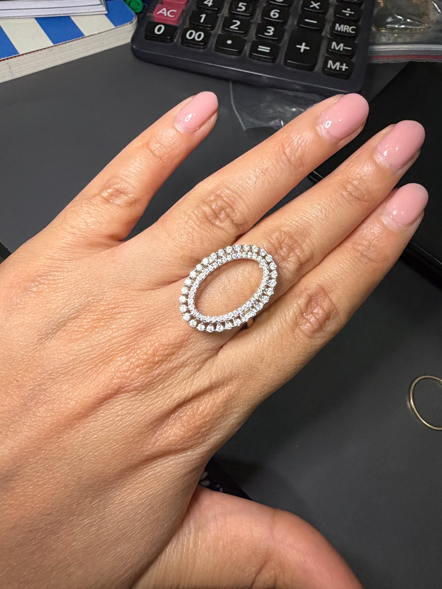 Oval Frame Ring