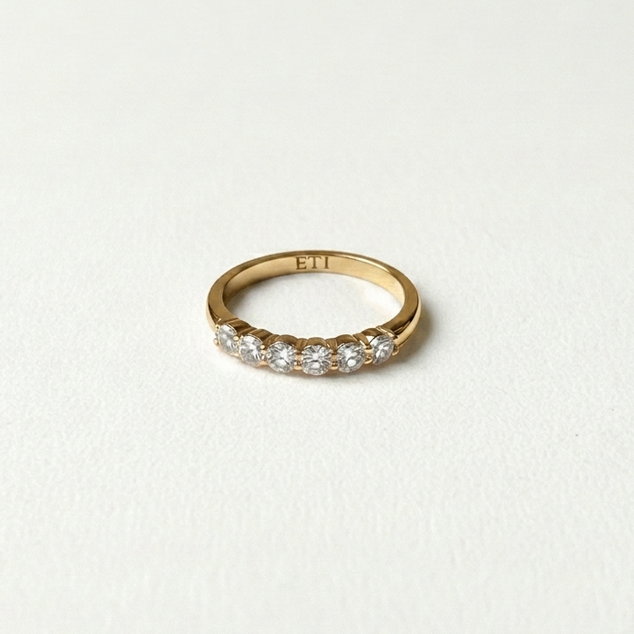Tiff Diamond Band Ring