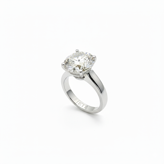 Luxe Solitaire Ring - Signity