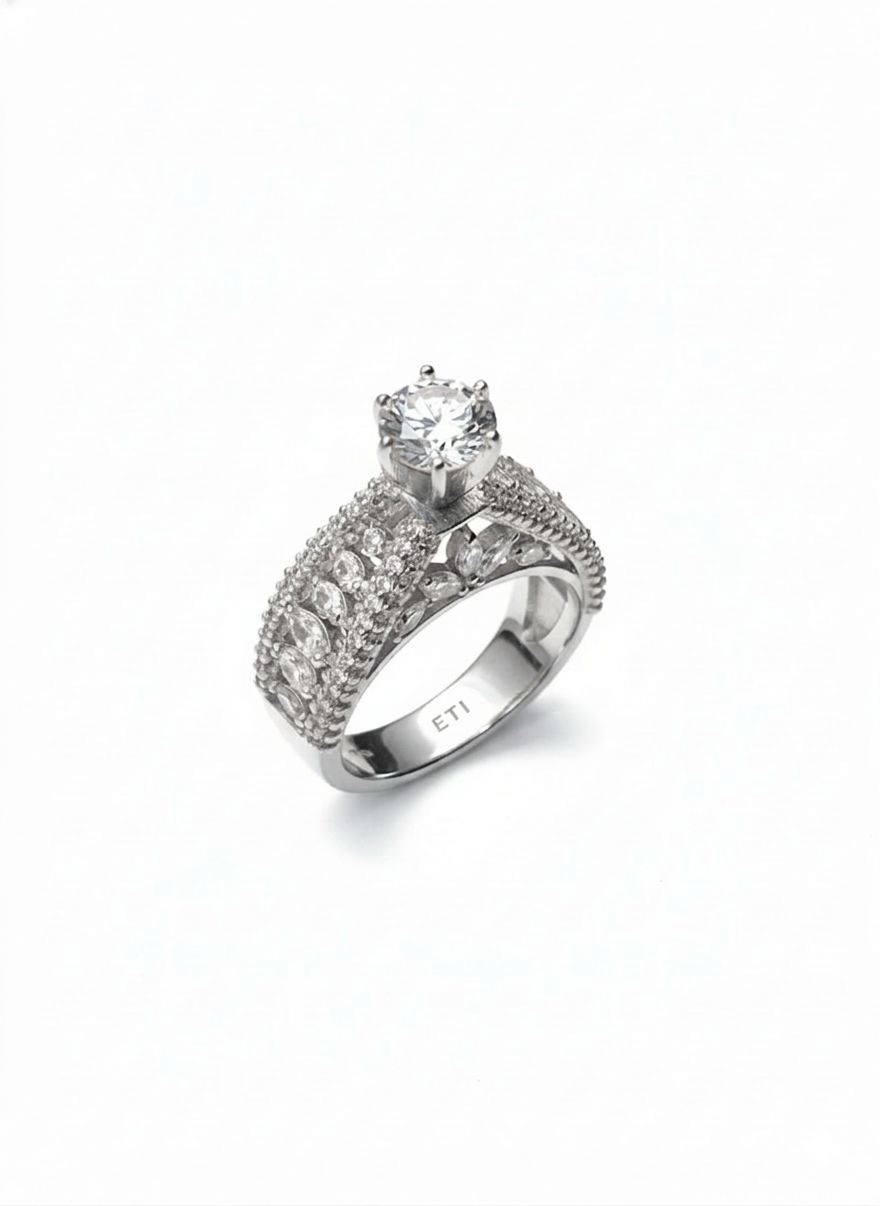Small Maharani Ring