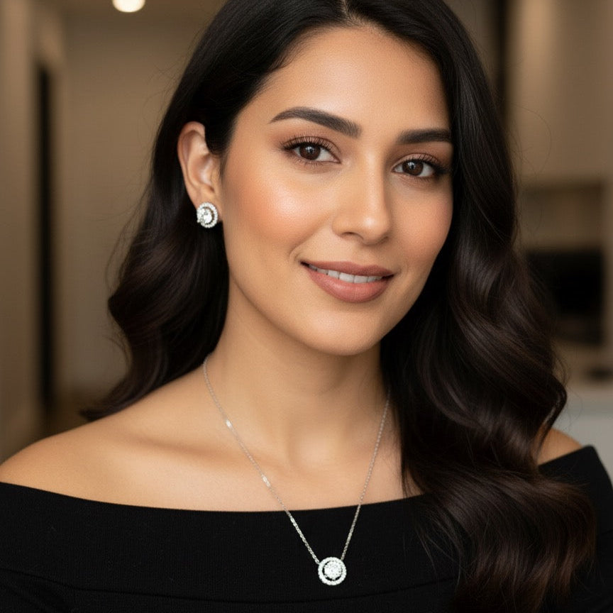 Solitaire Halo Pendant Set