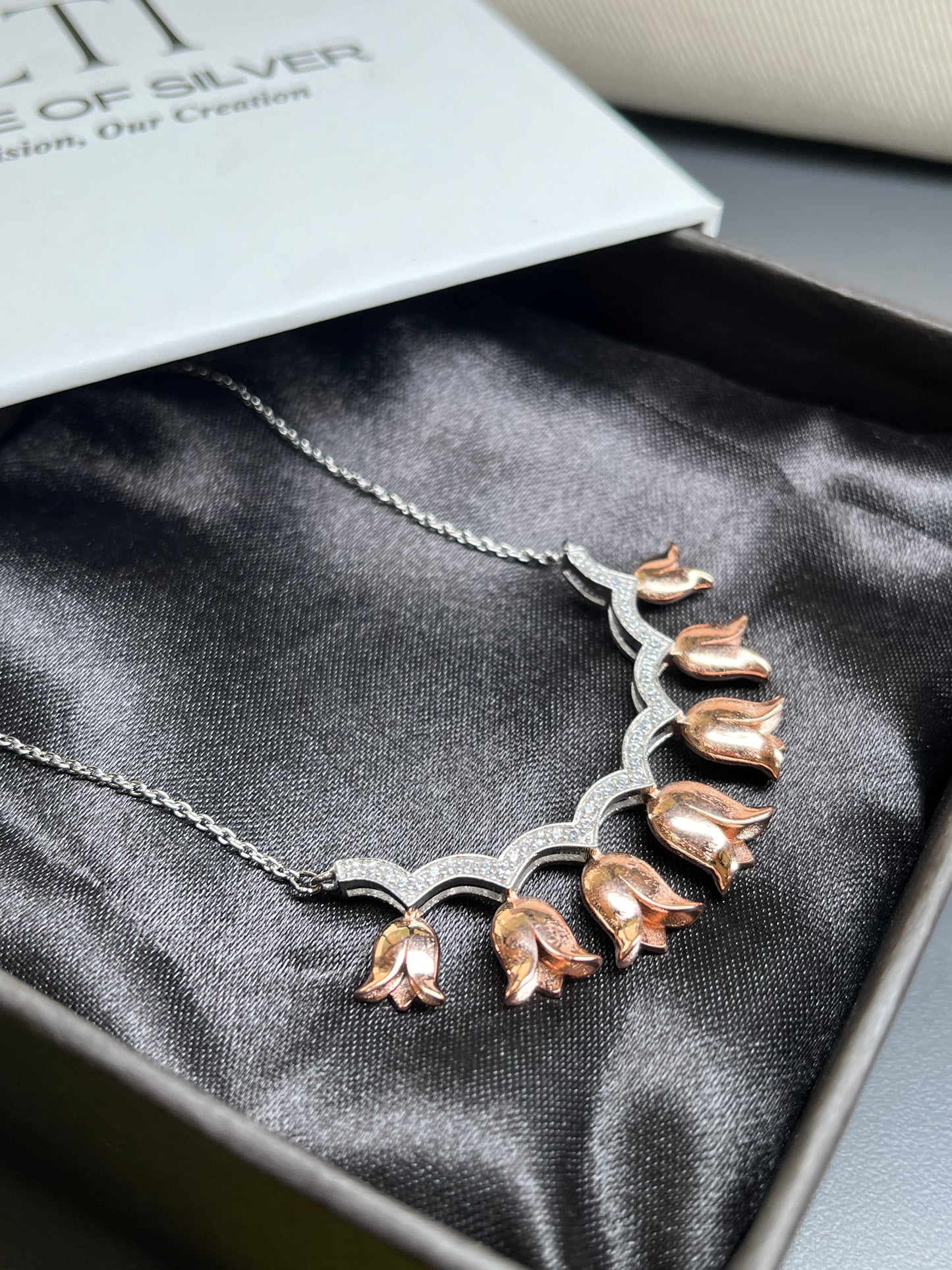 Lotus Pendant Chain