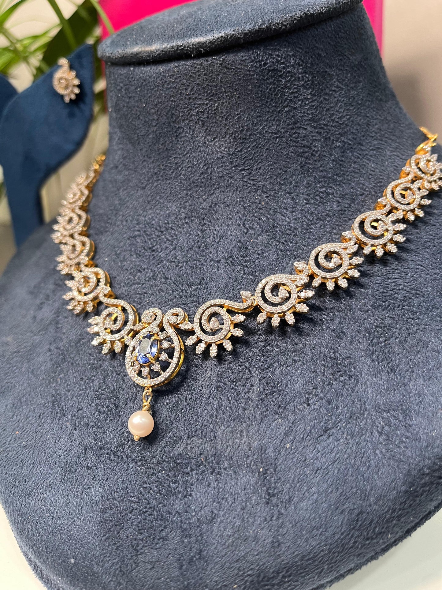 Midnight Majesty Necklace