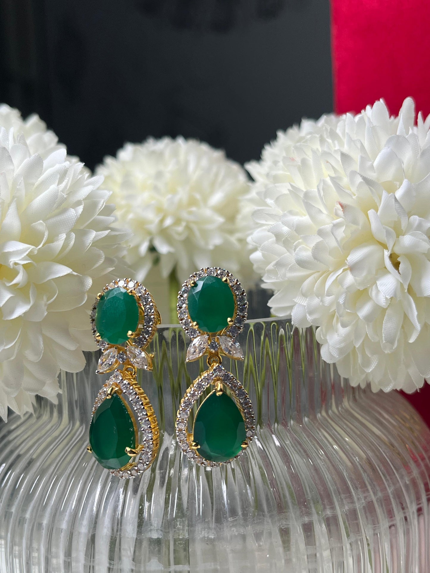 Emerald glow earrings