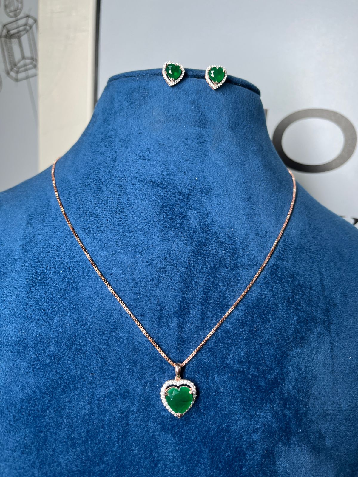 Emerald Pendant Set