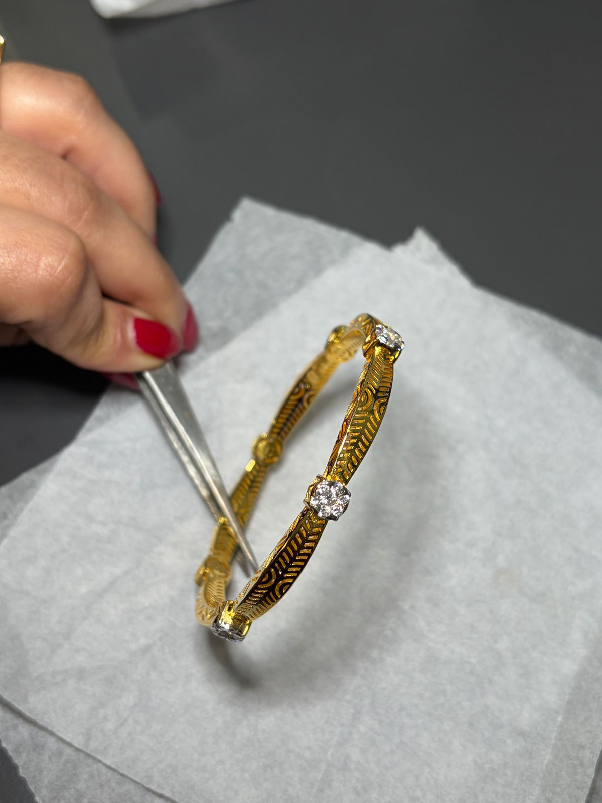 Diamond Kada