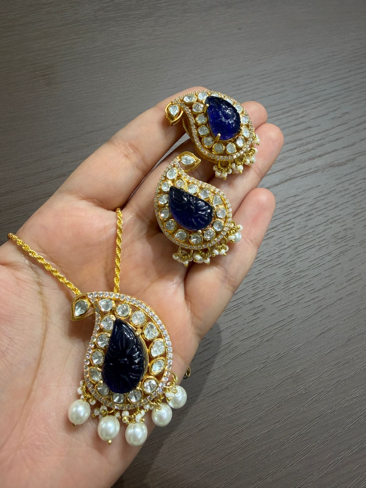 Morpankhi Pendant Set