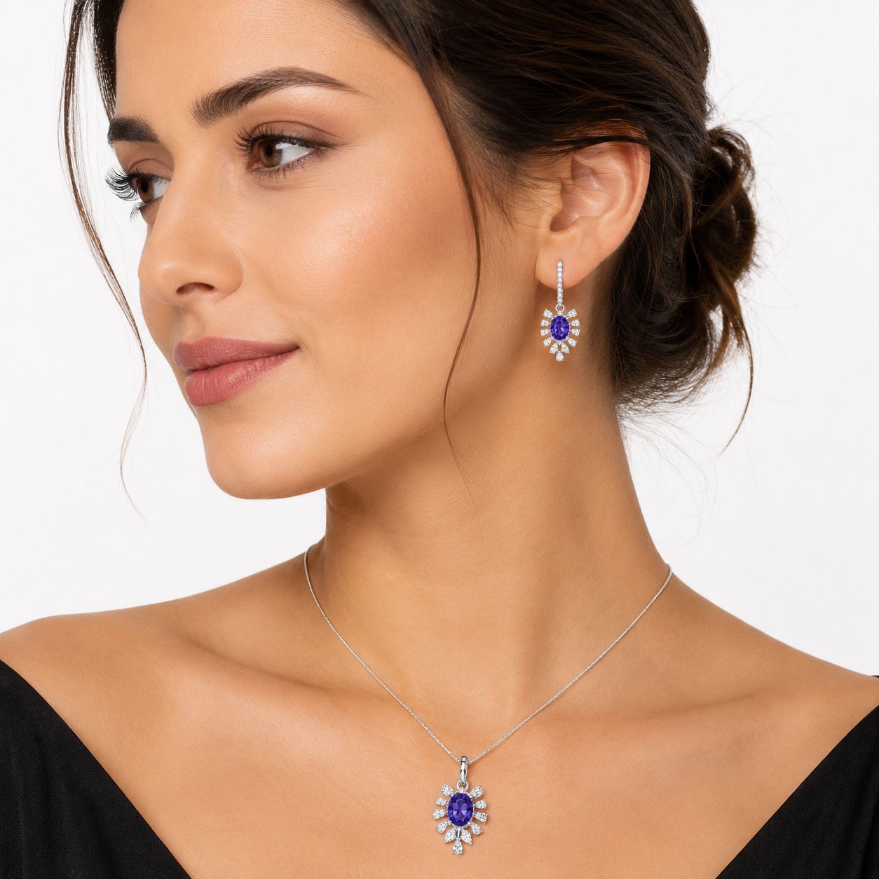Dilruba Pendant Set