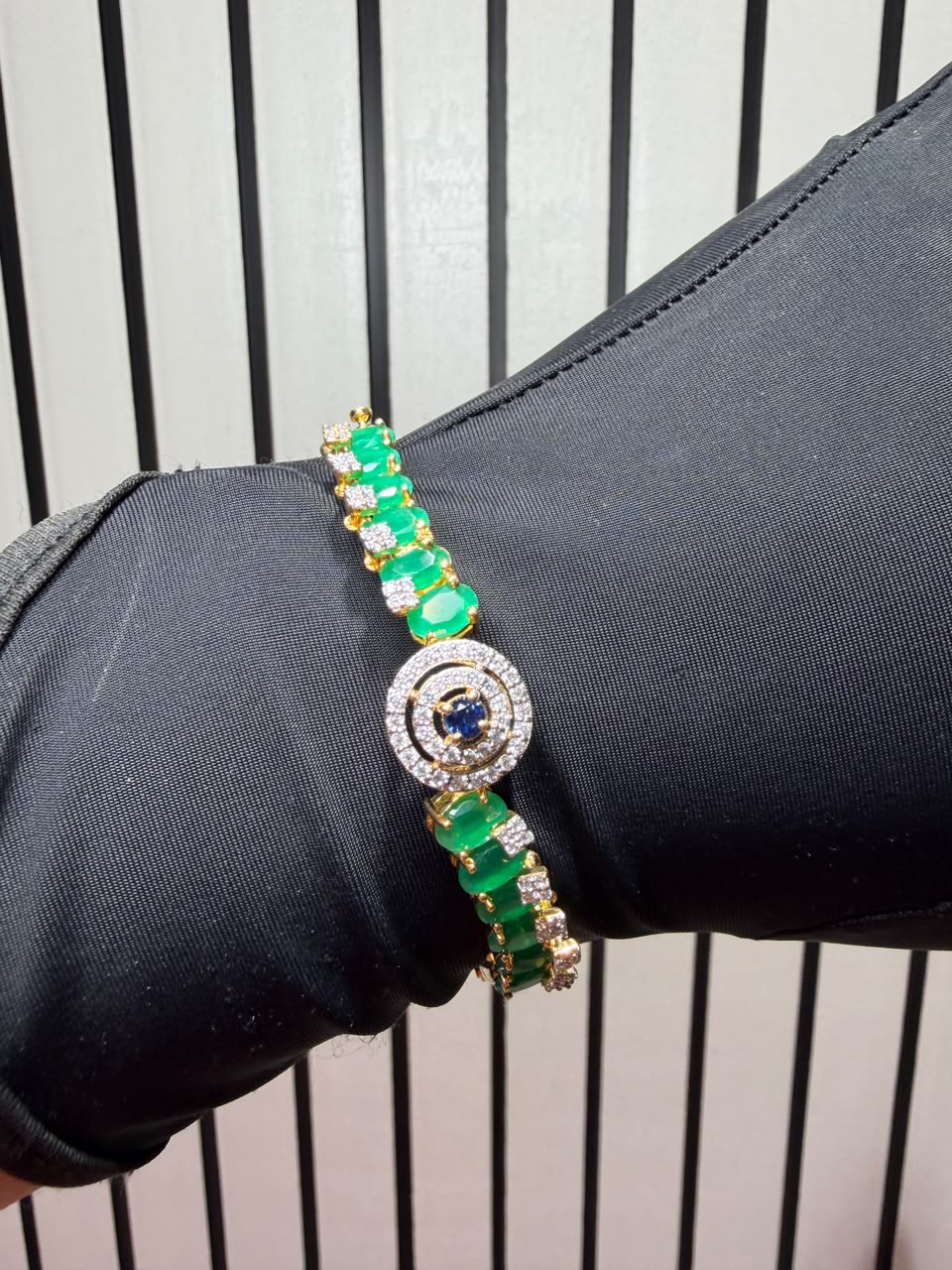 Rajwada Emerald bracelet