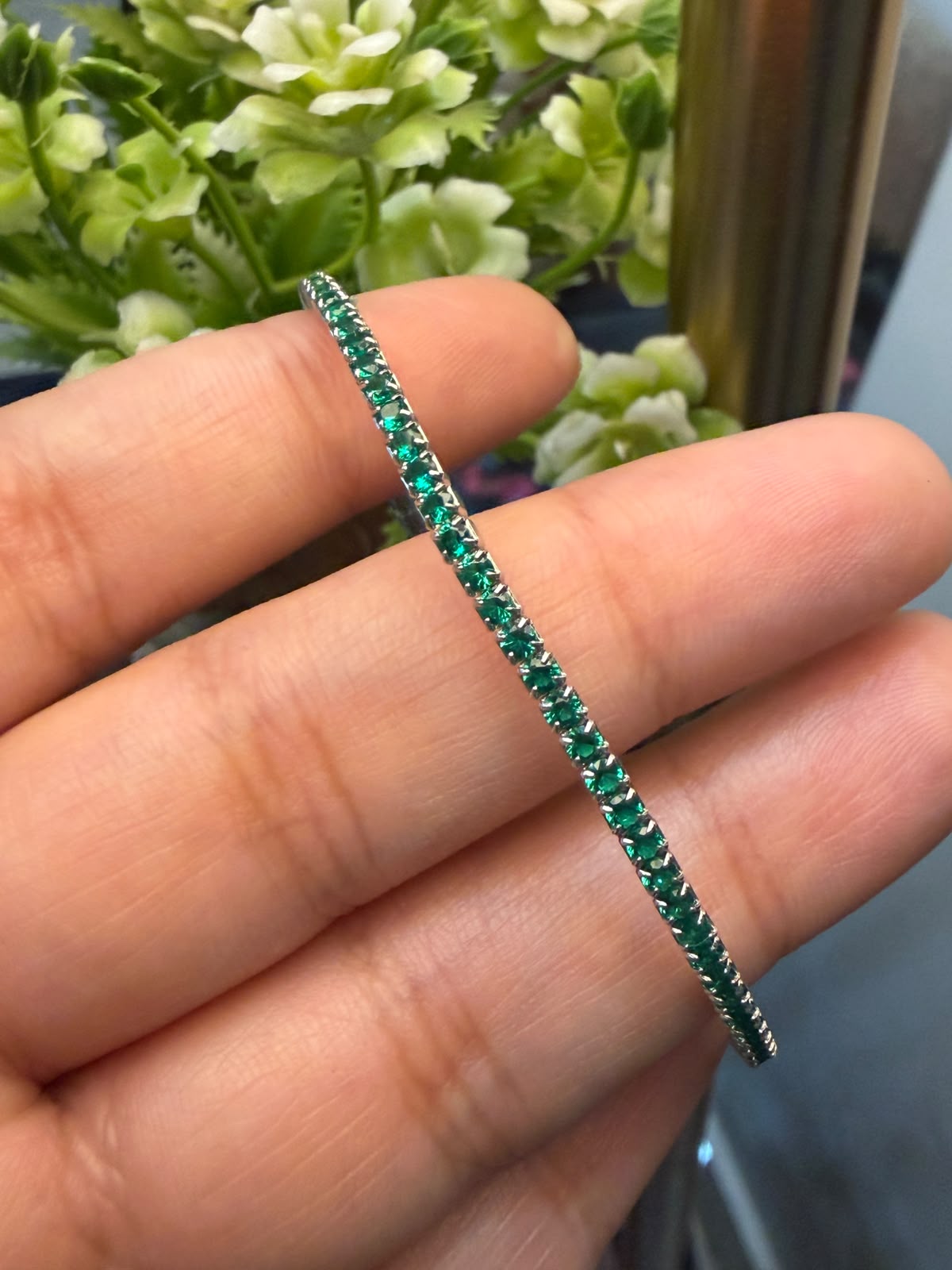 Stretchable bracelets
