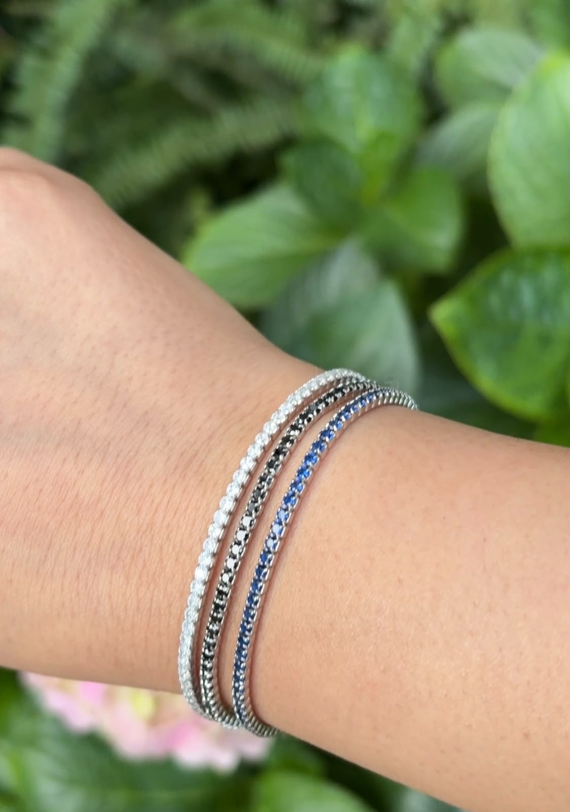 Stretchable bracelets