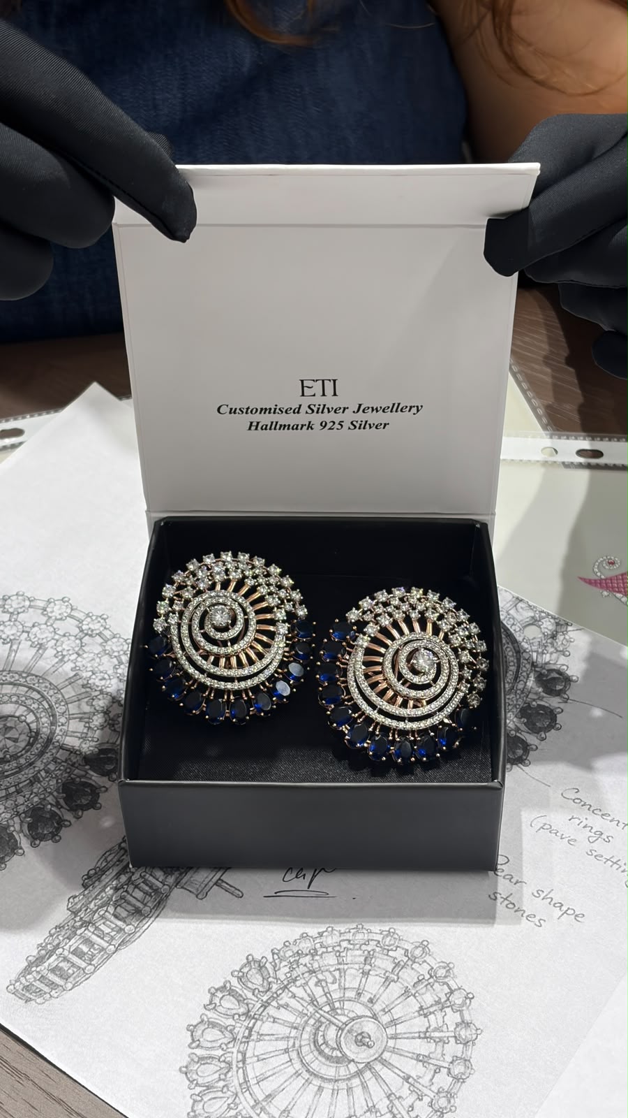 Azzure spiral earrings