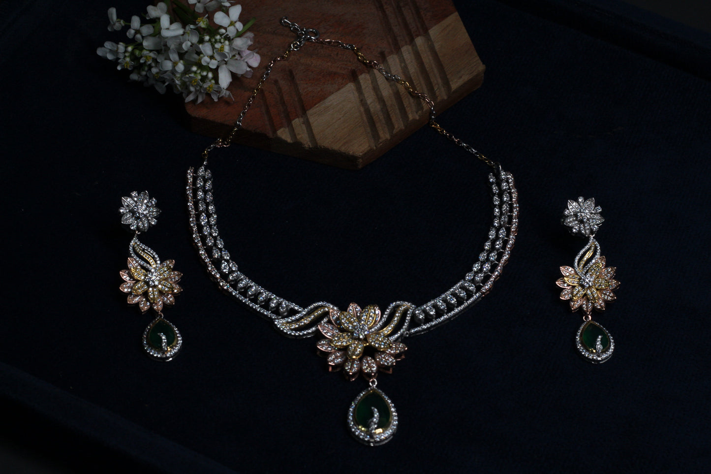 Emerald Whisper Necklace Set