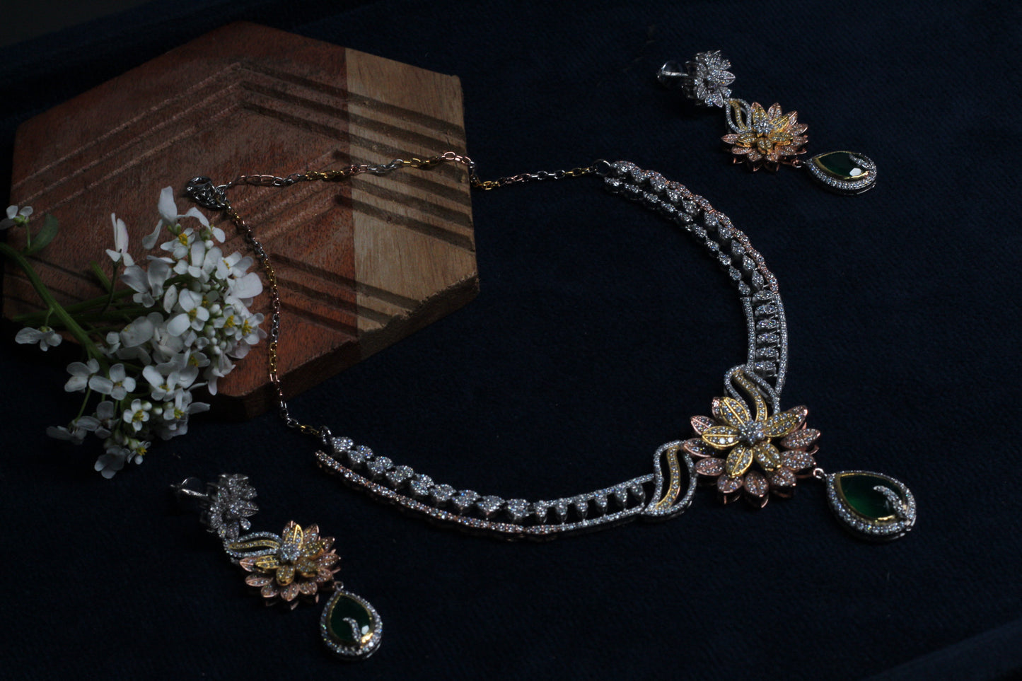 Emerald Whisper Necklace Set