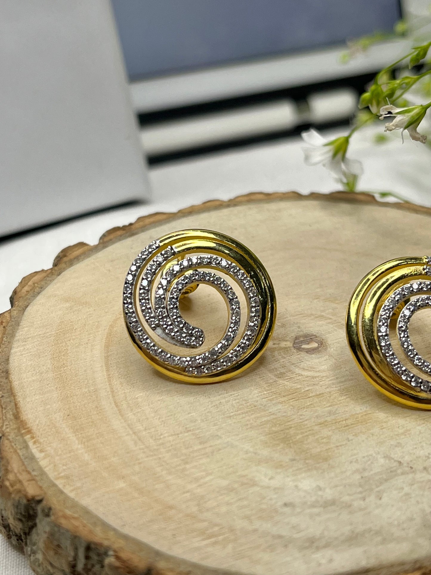 Whorl Earrings